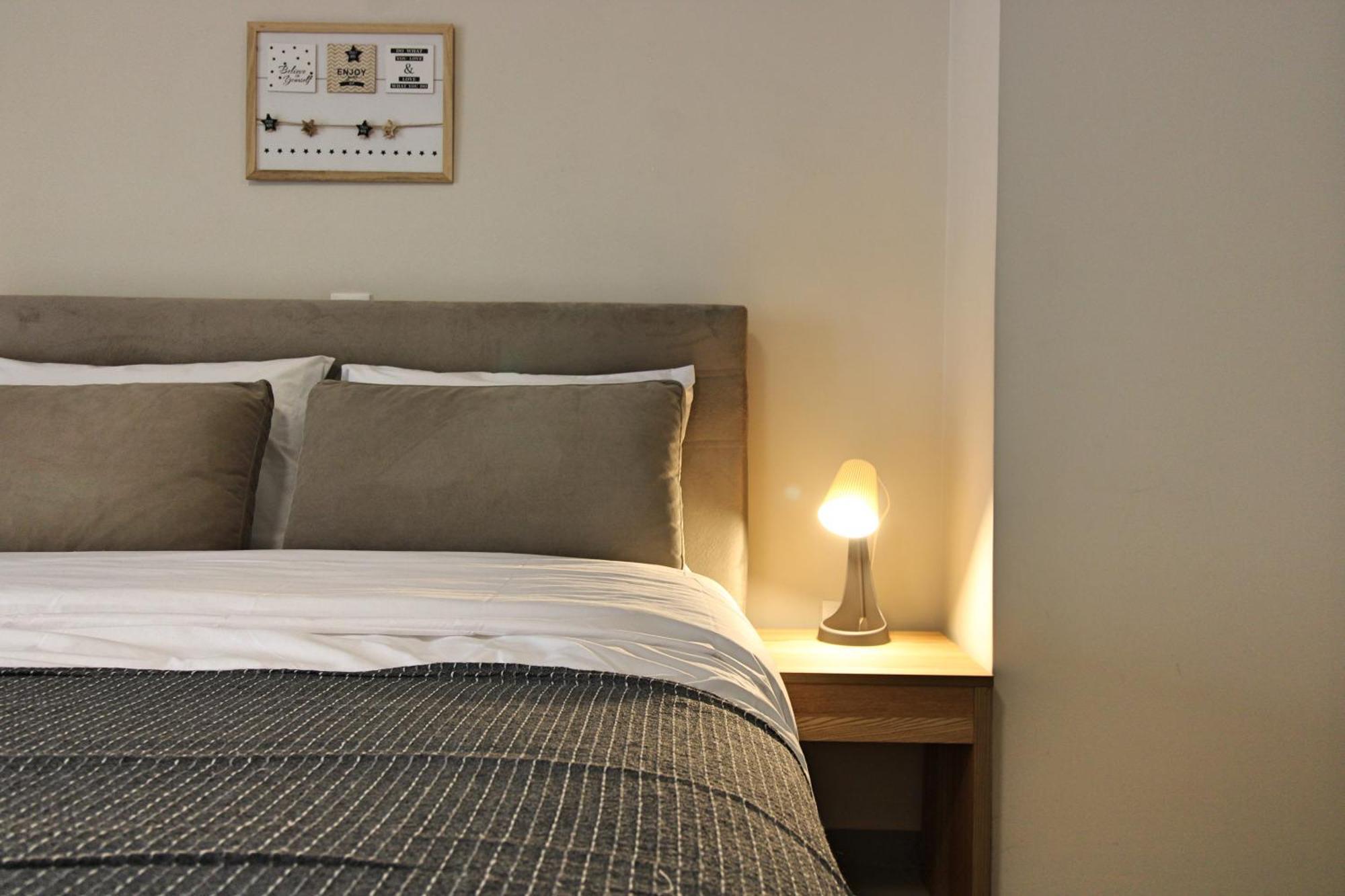 Raise Break Apartment